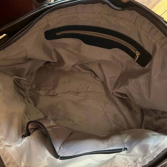 Dasein Purse - Picture 2 of 4